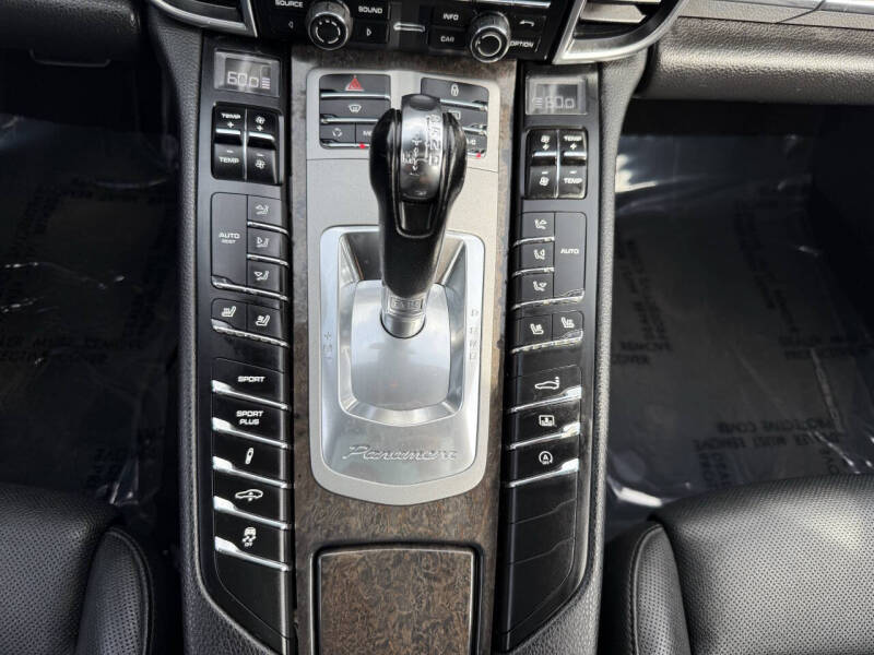 2013 Porsche Panamera 4S