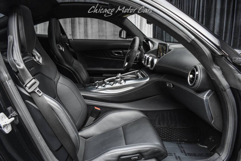 2016 Mercedes-Benz AMG GT S