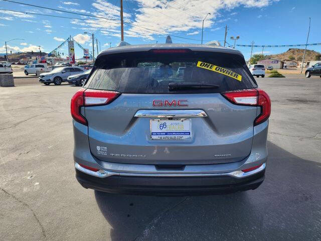 2023 GMC Terrain SLT