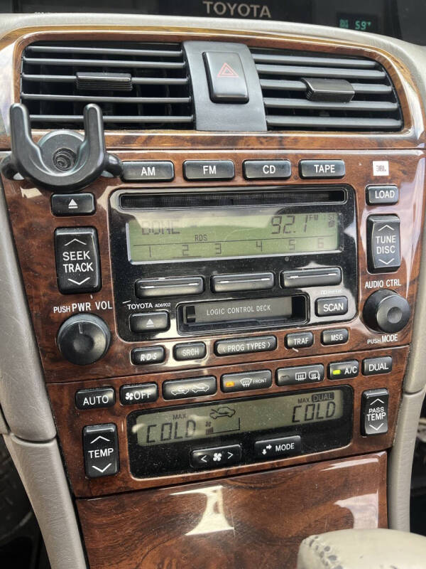 2004 Toyota Avalon XLS