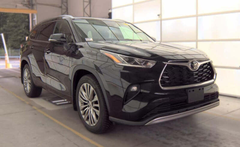 2022 Toyota Highlander Platinum