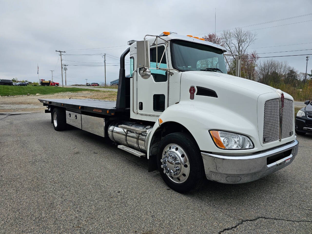 2022 Kenworth T370 4
