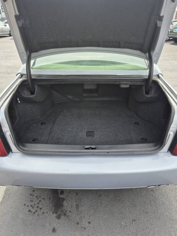 2005 Cadillac DeVille