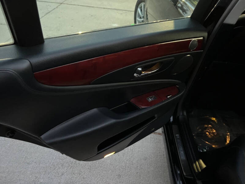 2008 Lexus LS 460