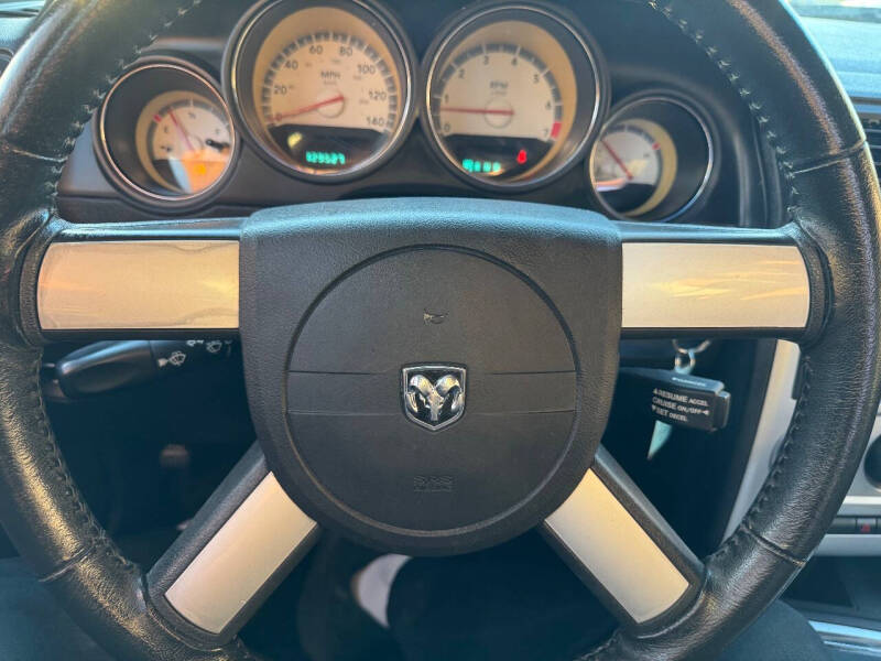 2010 Dodge Challenger SE