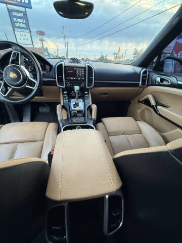 2017 Porsche Cayenne