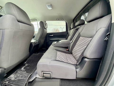 2019 Toyota Tundra SR5