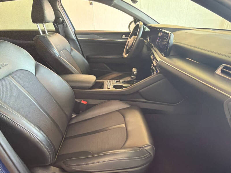 2024 Kia K5