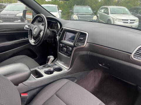 2018 Jeep Grand Cherokee Laredo