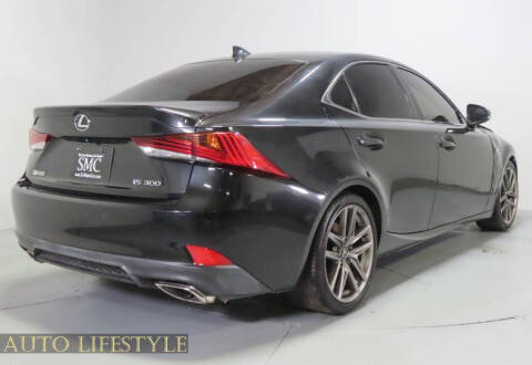 2019 Lexus IS 300