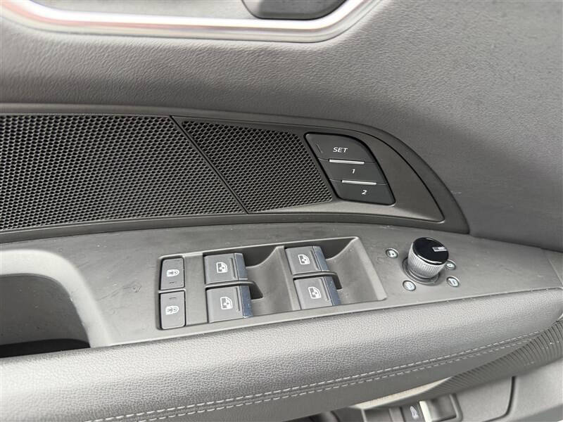 2023 Audi e-tron GT quattro Premium Plus