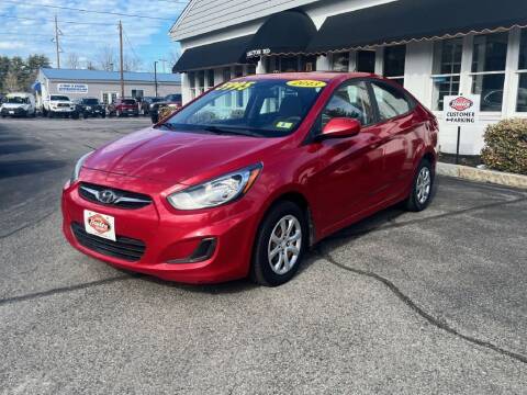 2013 Hyundai Accent for sale at Healey Auto in Rochester NH
