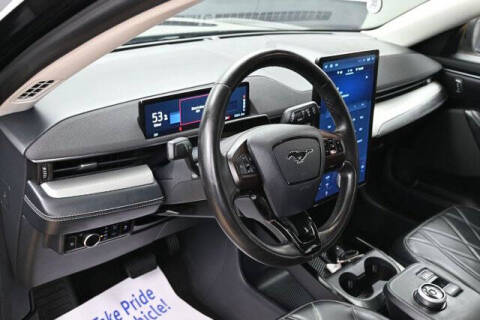2023 Ford Mustang Mach-E Select