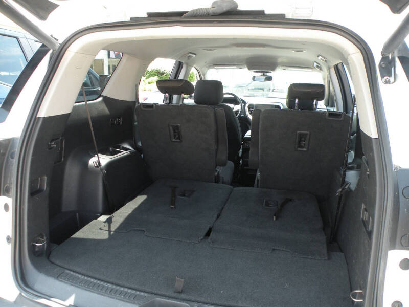 2019 GMC Acadia SLE-2