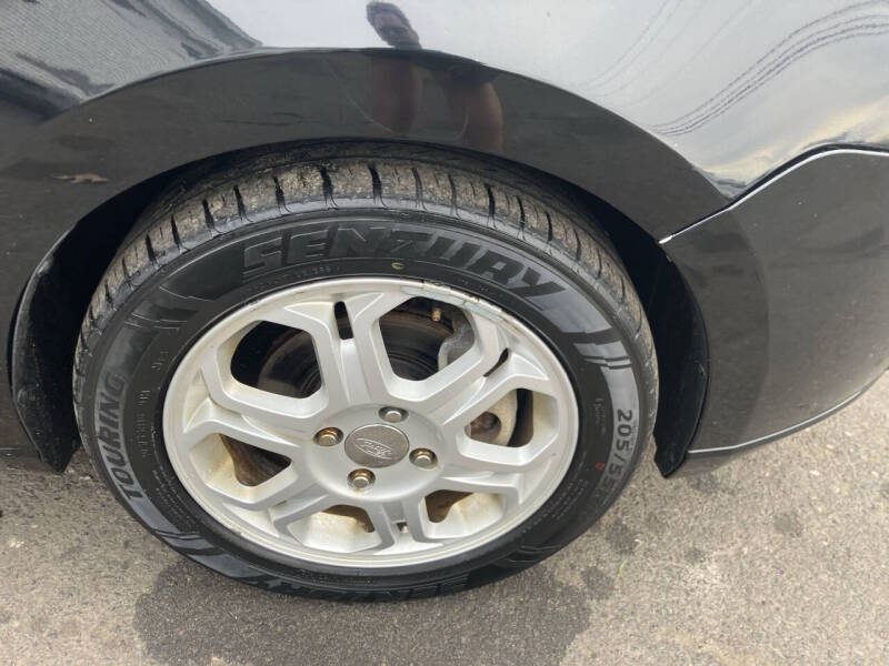 2008 Ford Focus SES