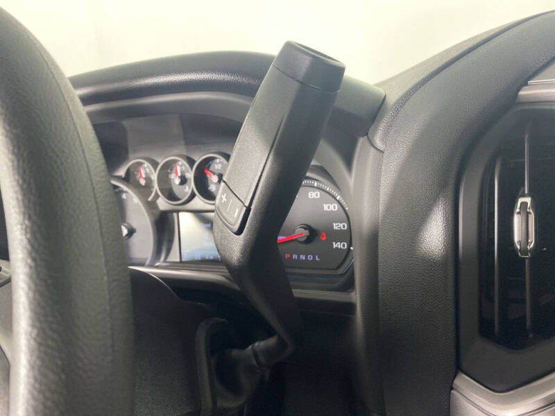 2025 GMC Sierra 2500HD Pro