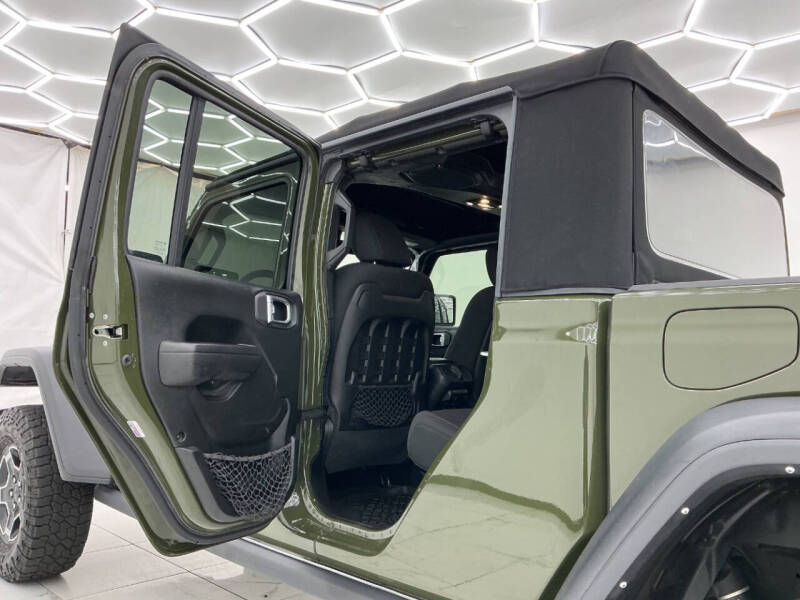 2023 Jeep Gladiator Mojave