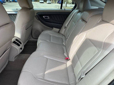 2012 Ford Taurus SEL