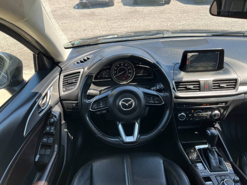 2018 Mazda MAZDA3 Touring