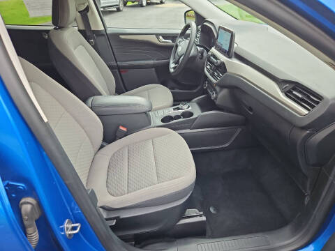 2021 Ford Escape Hybrid SE