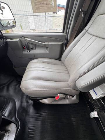 2019 Chevrolet Express 2500