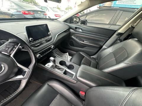 2019 Nissan Altima 2.5 SR