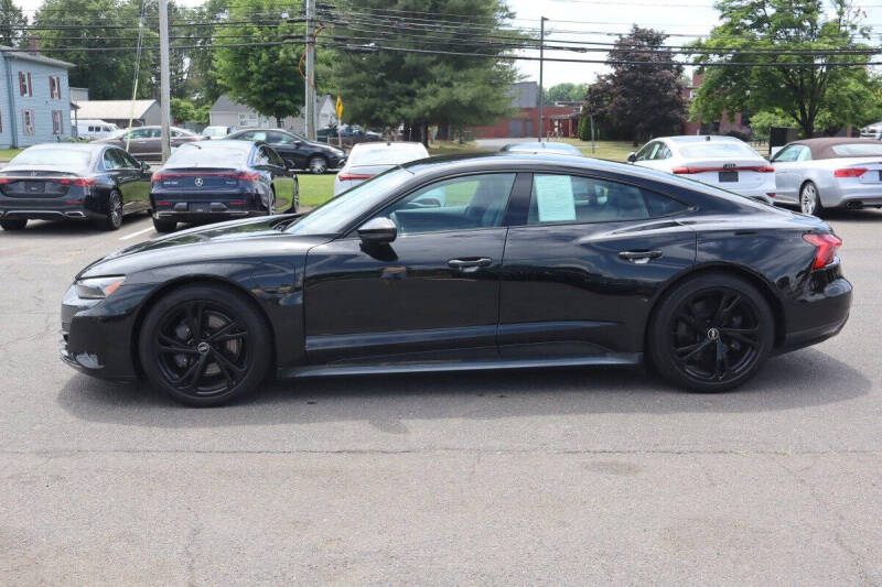 2022 Audi e-tron GT quattro Premium Plus