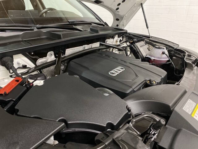 2023 Audi Q5 quattro Premium Plus 40 TFSI