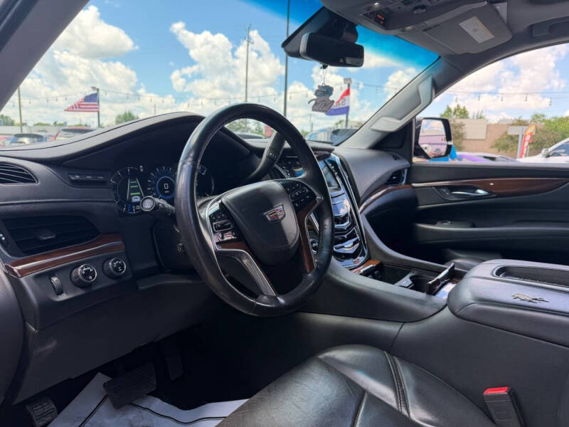 2019 Cadillac Escalade Luxury