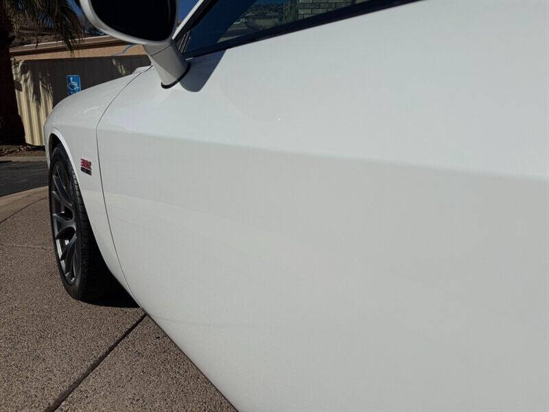 2016 Dodge Challenger SRT 392