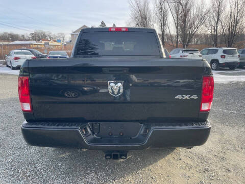 2017 RAM 1500 Express