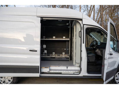 2022 Ford E-Transit 350