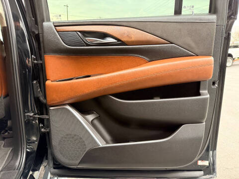 2018 Cadillac Escalade ESV Premium Luxury