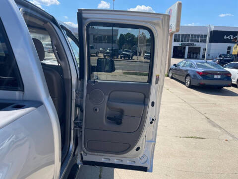 2005 Dodge Ram 2500 SLT