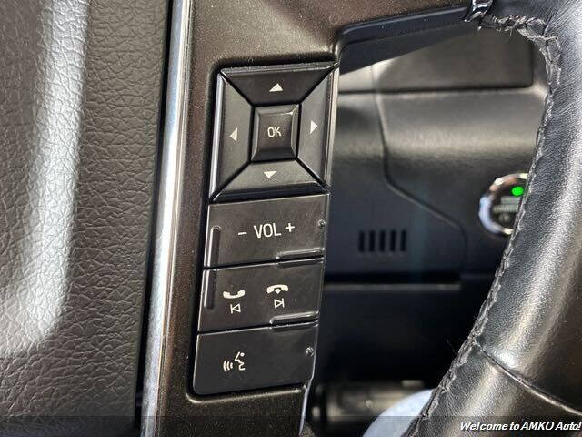 2016 Lincoln Navigator Select