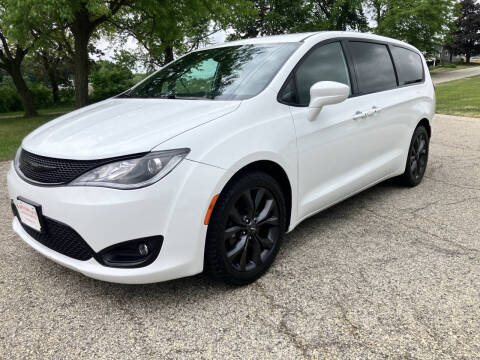 2018 Chrysler Pacifica Touring Plus