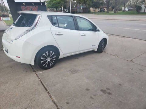 2014 Nissan LEAF SV