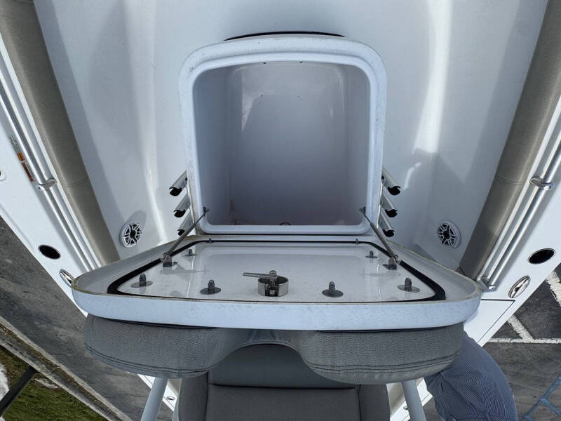 2021 Sportsman Boat Masters 2670E