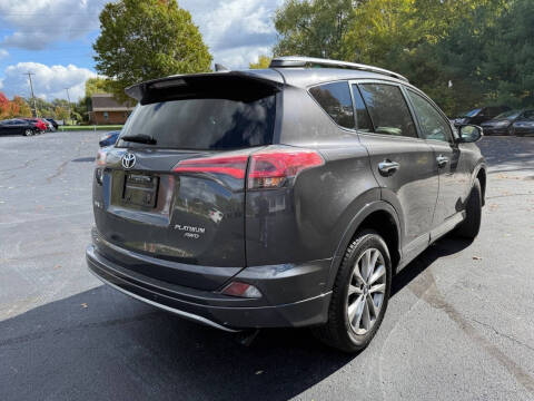 2017 Toyota RAV4 Platinum