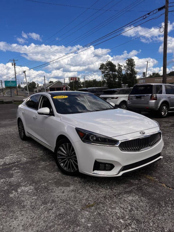 2017 Kia Cadenza Technology