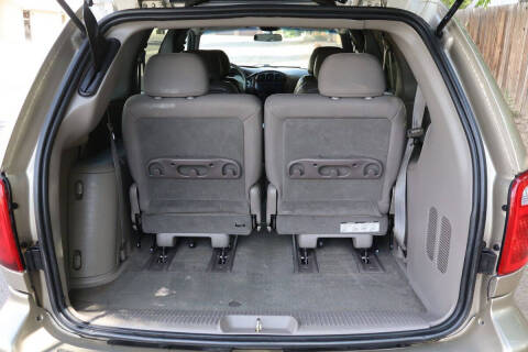 2002 Chrysler Town and Country EX