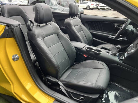 2017 Ford Mustang EcoBoost Premium