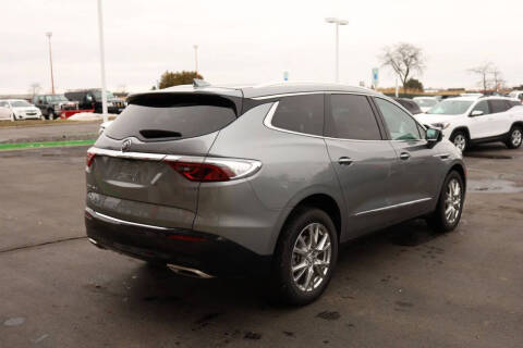 2024 Buick Enclave Essence