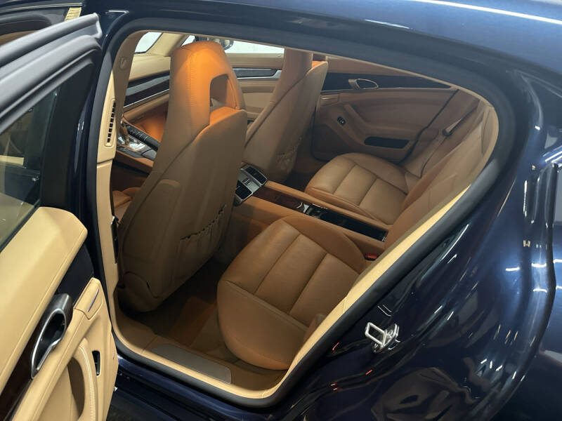 2014 Porsche Panamera