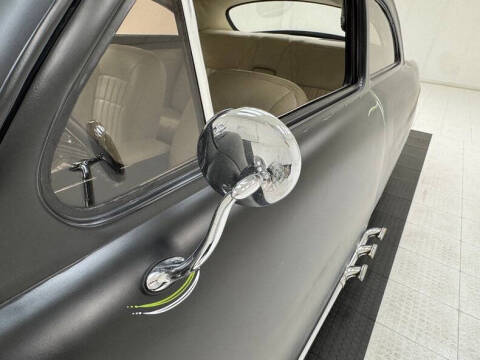 1950 Ford Deluxe