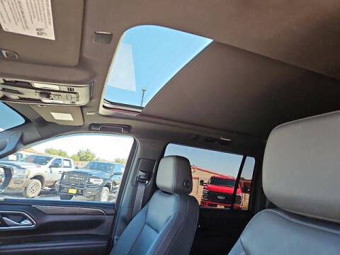 2022 Chevrolet Suburban LT