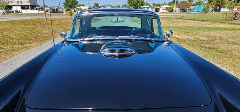 1955 Ford Thunderbird