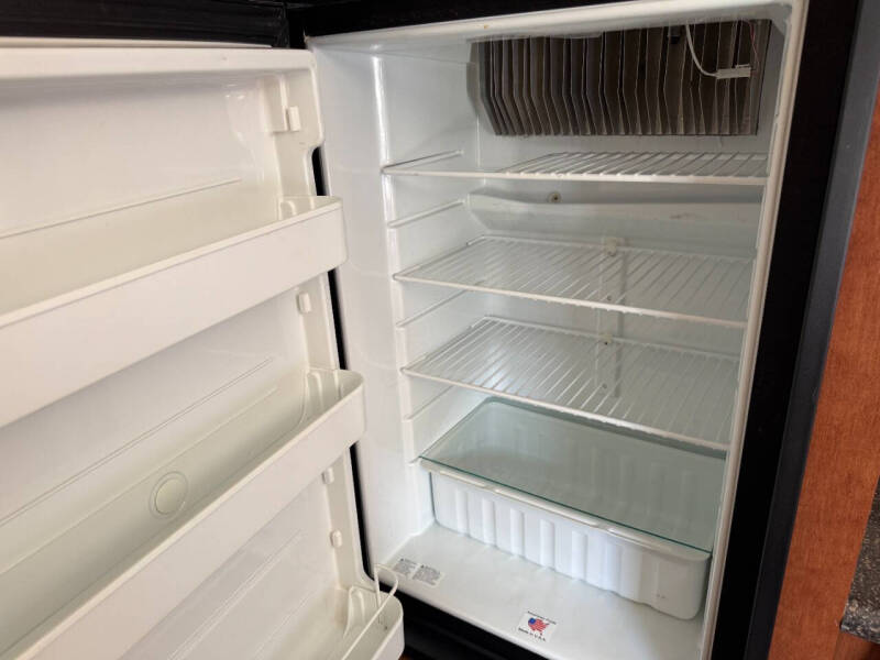 2018 Arctic Fox 22G Travel Trailer