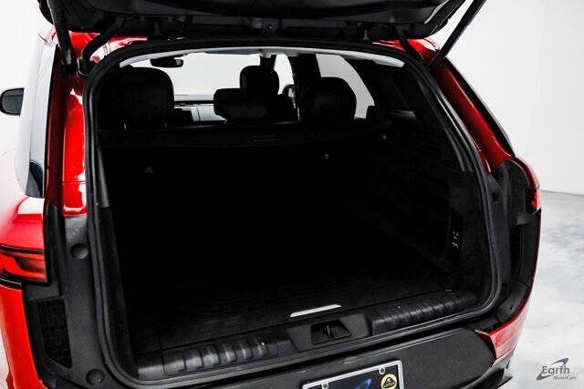 2024 Land Rover Range Rover Sport P360 SE