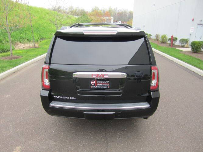 2017 GMC Yukon XL Denali